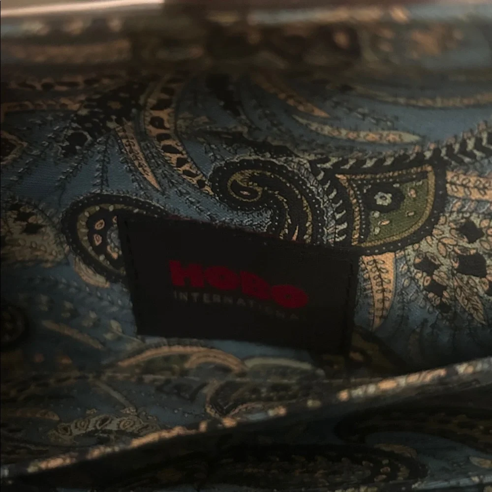 HOBO Lauren Double-Frame Clutch Wallet in Black Vintage Leather - Picture 8 of 13